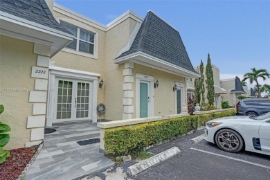 Lake Townhome/Townhouse For Sale in Hallandale Beach, Florida