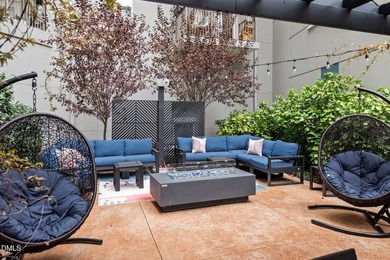 Incredible 6th floor home in the highly desirable 222 Glenwood! - photo 41