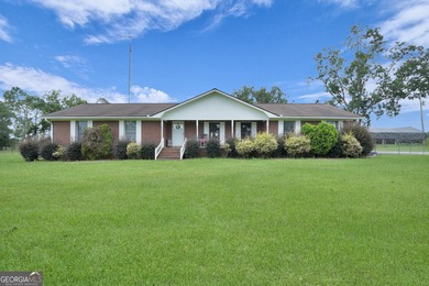 (private lake, pond, creek) Home Active Under Contract in Soperton Georgia