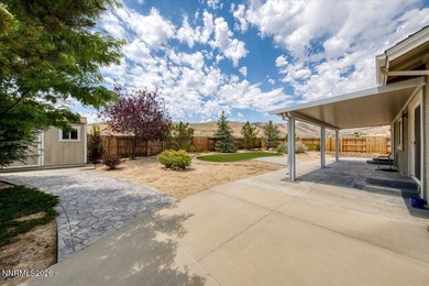 Great 3 bed,2 bath with views of the mountains and open area. It - photo 31