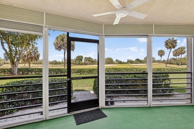 Beautifully updated corner unit in sought-after Boca Barwood! - photo 33