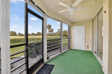 Beautifully updated corner unit in sought-after Boca Barwood! - photo 35