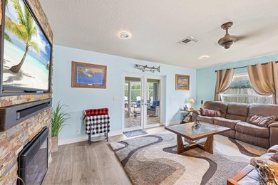 Welcome to 128 Banyan Circle, a meticulously maintained - photo 14