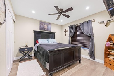 Welcome to 128 Banyan Circle, a meticulously maintained - photo 19
