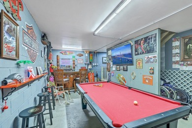 Absolutely Gorgeous townhome two miles to Folly Beach. Built in - photo 31