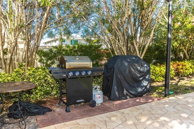 RESORT STYLE LIVING-UPDATED FULLY FURNISHED SPACIOUS CORNER - photo 37