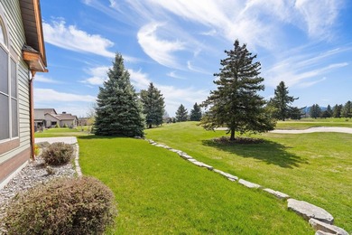 Overlooking the Eagle Bend Golf Course, this beautifully - photo 40