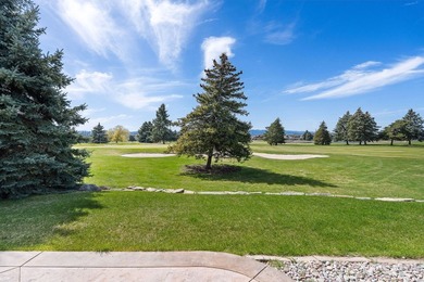 Overlooking the Eagle Bend Golf Course, this beautifully - photo 41