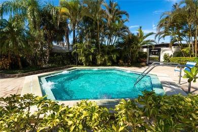 RESORT STYLE LIVING-UPDATED FULLY FURNISHED SPACIOUS CORNER - photo 48
