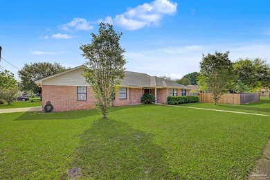 Welcome to this spacious and inviting 3-bedroom, 2-bath home - photo 7