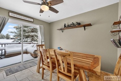 Fully furnished cabin on the Island Park Village Golf Course - photo 8