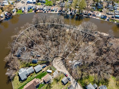 Here's your chance to own your piece on the Fox River! A total - photo 2