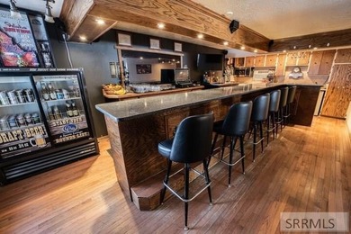 Discover a rare investment opportunity with the Clover Creek Inn - photo 4