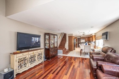 Welcome to this beautifully maintained 2-bedroom, 1.5-bath home - photo 8