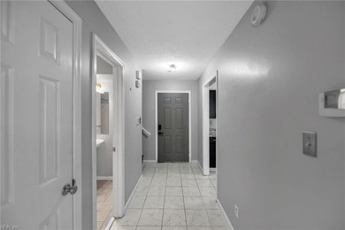 Move-in ready and ideally located in the heart of Chesapeake! - photo 12