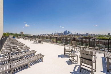 Great starter unit, great location, great view and priced to - photo 16