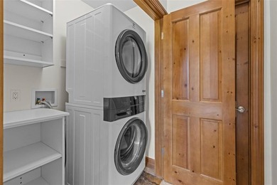Rare opportunity-seldom does a 2-bedroom, 3-bath Highland Greens - photo 17