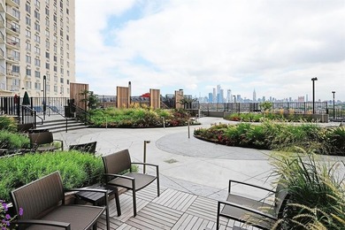 Great starter unit, great location, great view and priced to - photo 18