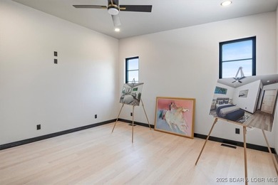 Stunning new modern home with breathtaking views located in Linn - photo 19