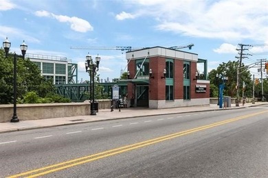 Great starter unit, great location, great view and priced to - photo 21