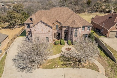 Exquisite Lakeside Luxury in the Resort at Eagle Mountain Lake - photo 3