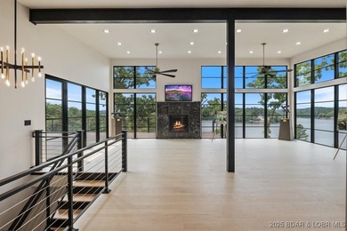 Stunning new modern home with breathtaking views located in Linn - photo 24