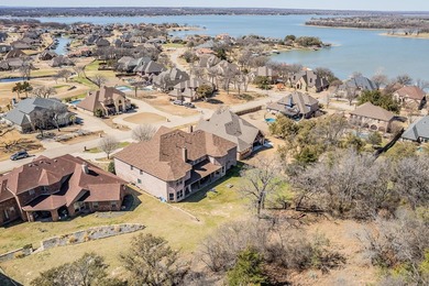 Exquisite Lakeside Luxury in the Resort at Eagle Mountain Lake - photo 5