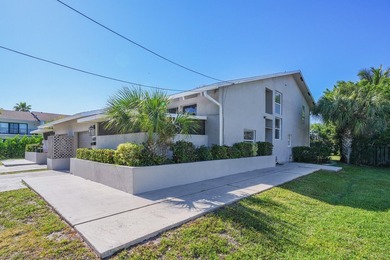 A rare opportunity to own this prime East Boca duplex. Brand new - photo 25
