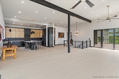 Stunning new modern home with breathtaking views located in Linn - photo 27