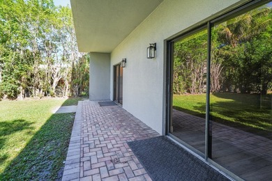 A rare opportunity to own this prime East Boca duplex. Brand new - photo 29