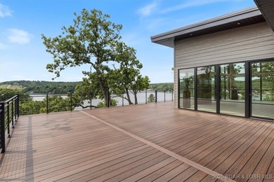 Stunning new modern home with breathtaking views located in Linn - photo 30