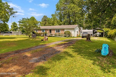SELLER OFFERING $2,000 IN CLOSING COSTS. 3-bedroom, 2-bath brick - photo 1