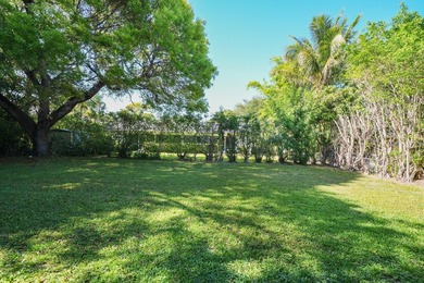 A rare opportunity to own this prime East Boca duplex. Brand new - photo 31