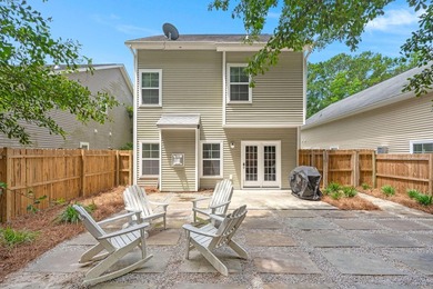 Welcome to 1752 Towne Street in The Cottages at Johns Island! - photo 33