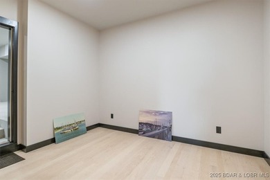 Stunning new modern home with breathtaking views located in Linn - photo 38