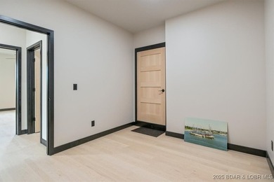 Stunning new modern home with breathtaking views located in Linn - photo 39