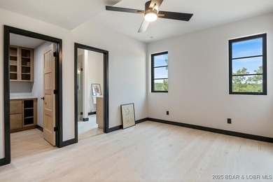 Stunning new modern home with breathtaking views located in Linn - photo 42