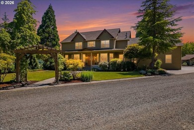 Exceptional 42+/- acre luxury estate featuring a custom - photo 1