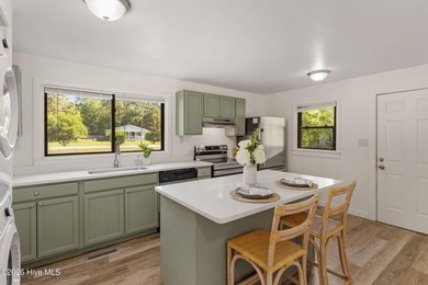Rare opportunity to own a beautifully renovated home on a - photo 4