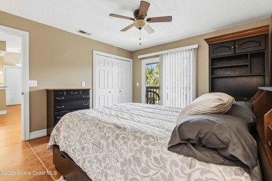 This beautiful one-bedroom condo is upgraded and move-in ready - photo 9