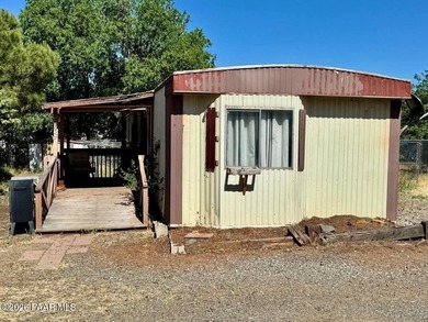 Charming 3-Bedroom Home on owned land with Bonus Space. Prime - photo 2