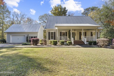(private lake, pond, coastal) Home For Sale in Forsyth Georgia