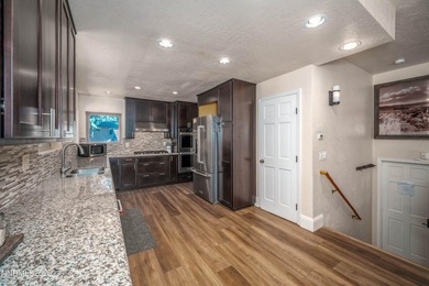 Welcome to Deer Cliff Lodge at Skyland, an exceptional East - photo 16