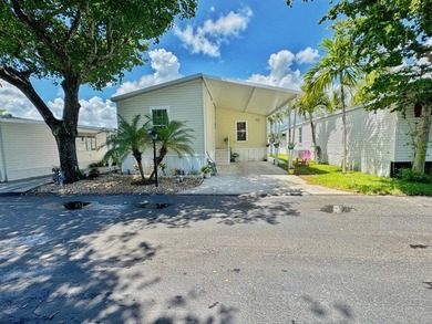 Beautiful 2-bedroom, 2-bath waterfront home in Lauder Lakes - photo 16