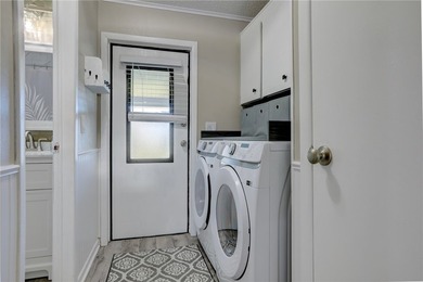 Situated on a sought-after 75' x 100' Haven Green lot, this - photo 23