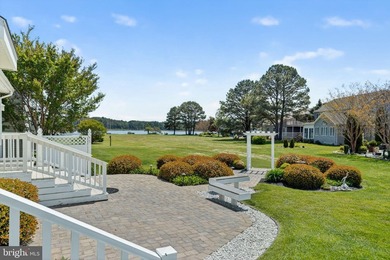 This absolutely pristine, well maintained and much loved home - photo 34
