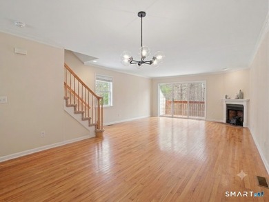 Welcome to this beautiful, turn-key end-unit townhome offering - photo 10