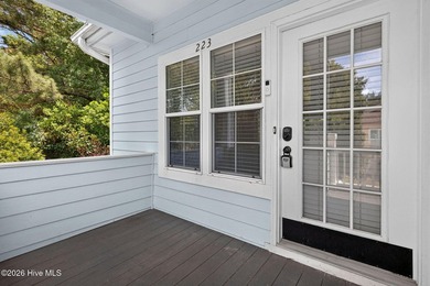 Charming 2-bedroom, 2-bath condo in desirable Wrightsville Ave - photo 3
