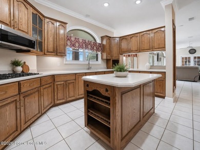 Luxury mini estate, acreage, cul-de-sac, pool... this one - photo 7
