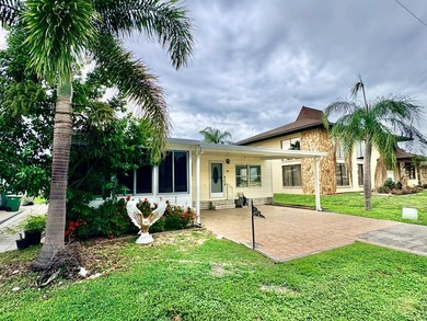 Welcome to your own tropical paradise in beautiful Punta Gorda - photo 4